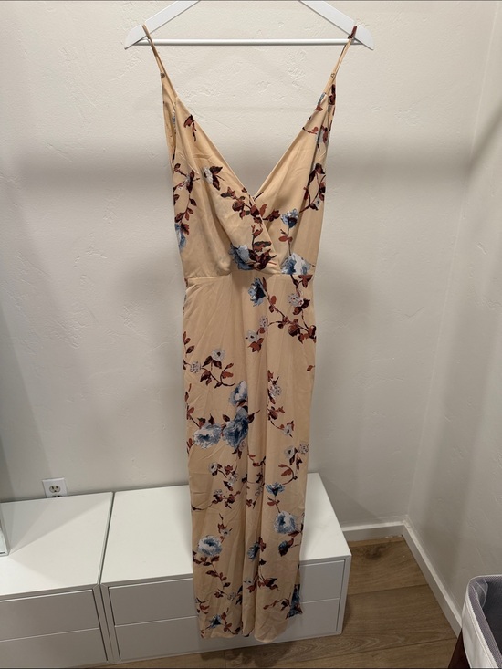 Lush Dresses & Skirts - Lush Beige Floral Maxi Dress with Blue Blooms